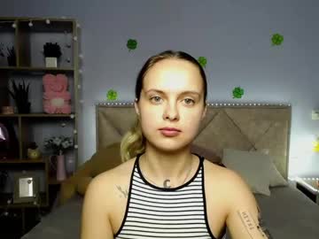 See Khaleesimoon online Now @ bjranked.com