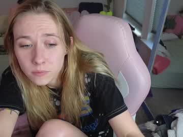 See Pr3ttyp1nkpussy online Now @ bjranked.com
